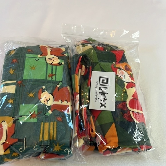 2 LulaRoe One Size leggings - Picture 6 of 6